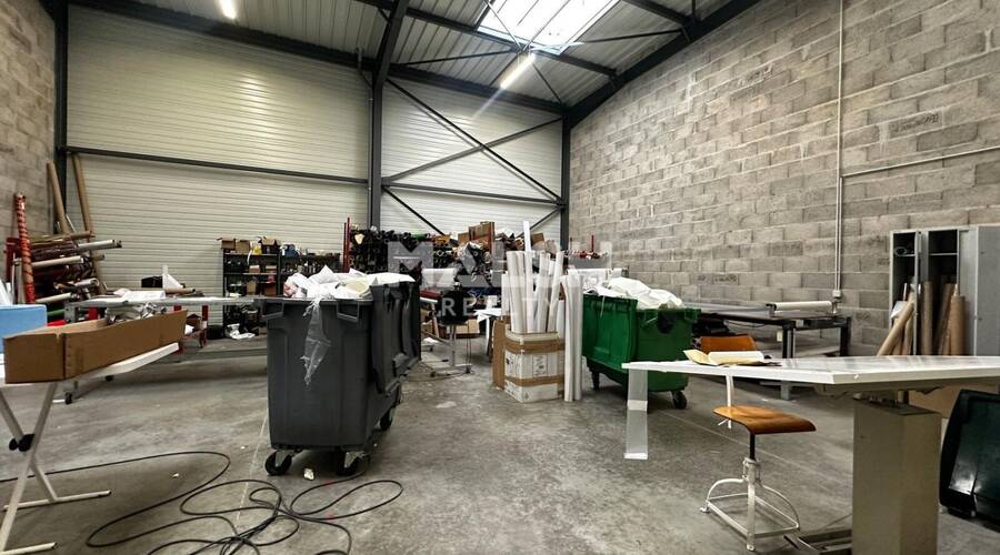 MALSH Realty & Property - Local d'activités - Plateau Nord / Val de Saône - Cailloux-sur-Fontaines - 2