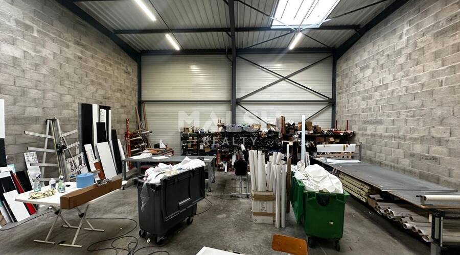 MALSH Realty & Property - Local d'activités - Plateau Nord / Val de Saône - Cailloux-sur-Fontaines - 3