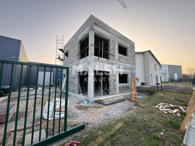 MALSH Realty & Property - Bureau - Montbrison - 1