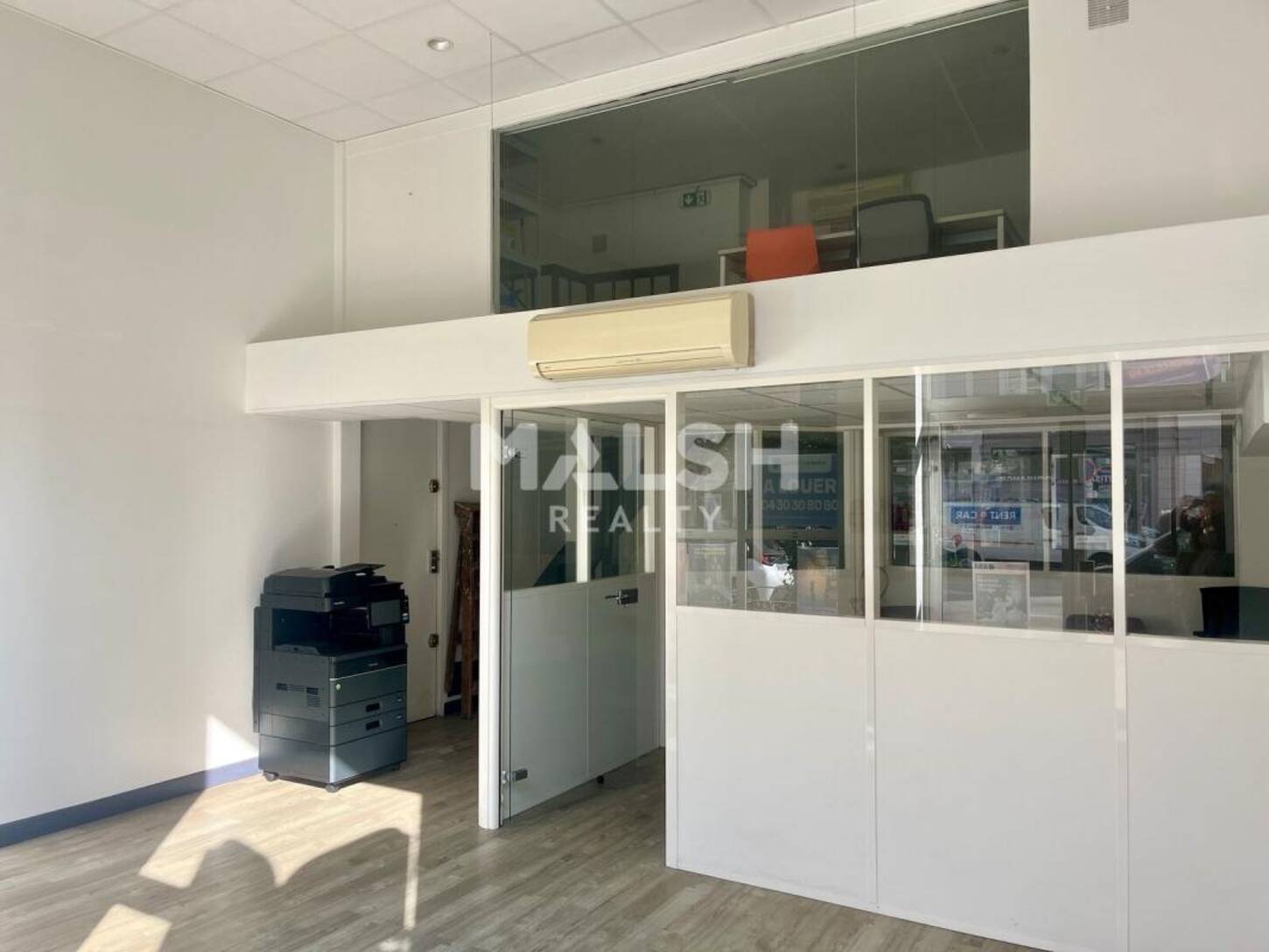 MALSH Realty & Property - Local commercial - Carré de Soie / Grand Clément / Bel Air - Villeurbanne - 2