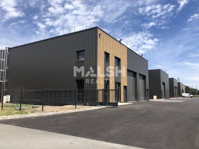 MALSH Realty & Property - Local d'activités - Nord 42 - Roanne - 1