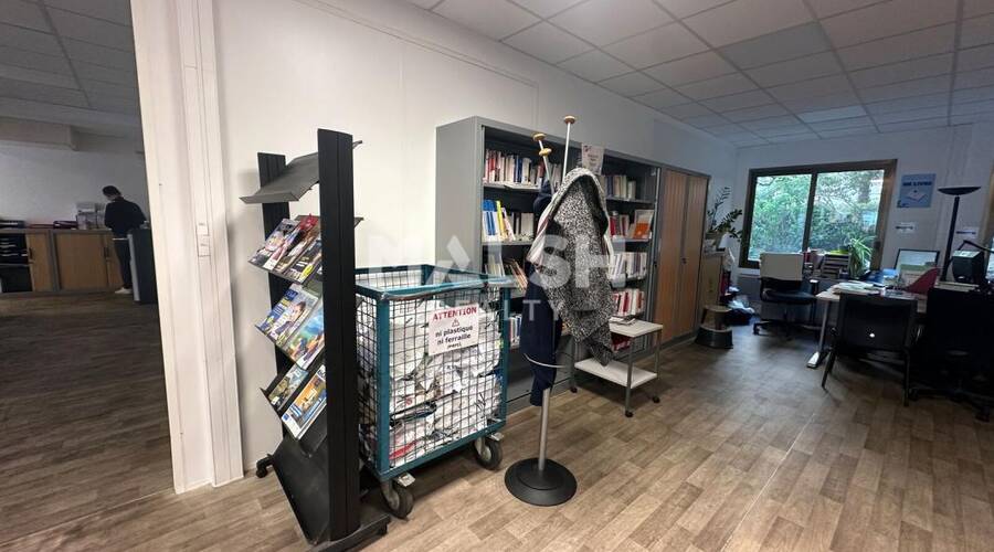MALSH Realty & Property - Local commercial - Lyon 3° / Préfecture / Universités - Lyon 3 - 3