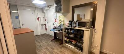 MALSH Realty & Property - Local commercial - Lyon 3° / Préfecture / Universités - Lyon 3 - 4