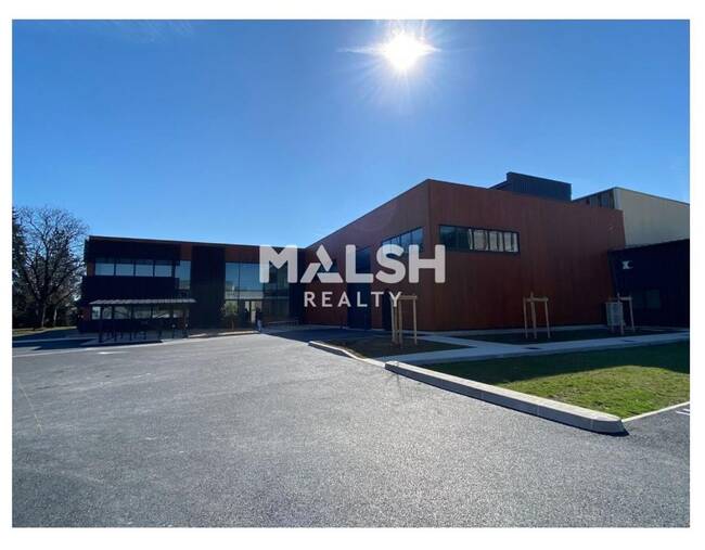 MALSH Realty & Property - Bureau - Carré de Soie / Grand Clément / Bel Air - Villeurbanne - 1
