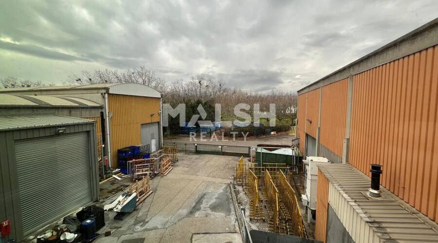 MALSH Realty & Property - Local d'activités - Lyon EST (St Priest /Mi Plaine/ A43 / Eurexpo) - Saint-Priest - 34