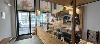 MALSH Realty & Property - Local commercial - Lyon 6° - Lyon 6 - 6