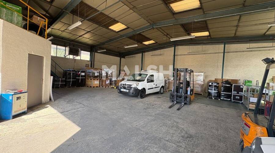 MALSH Realty & Property - Local d'activités - Lyon Nord Est (Rhône Amont) - Décines-Charpieu - 3