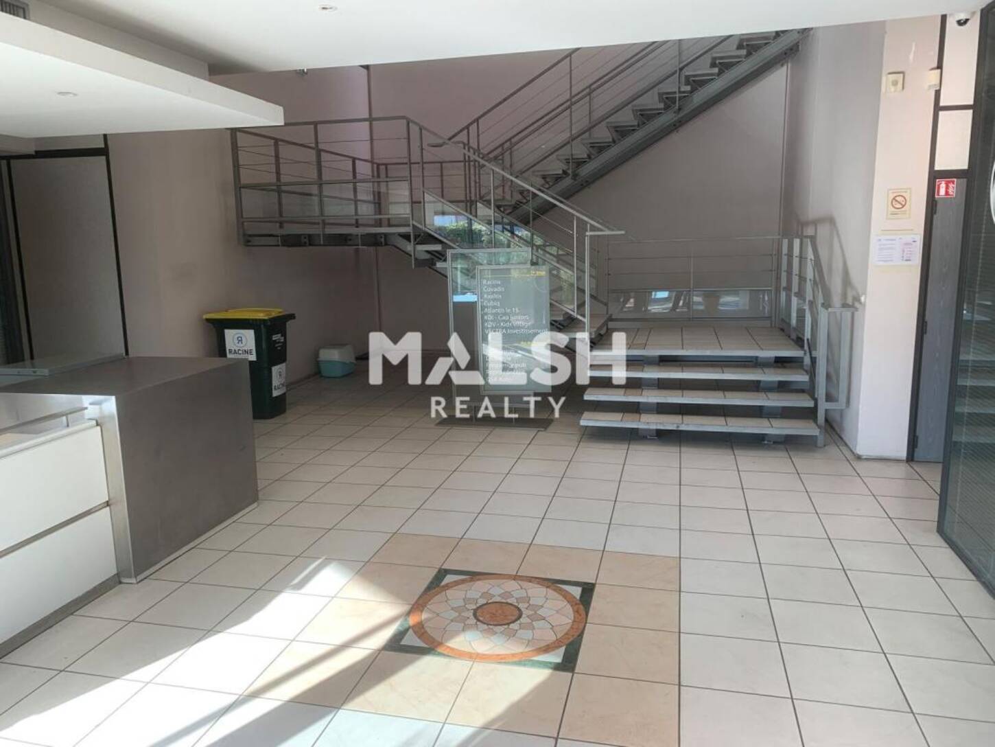 MALSH Realty & Property - Bureau - Carré de Soie / Grand Clément / Bel Air - Vaulx-en-Velin - 2