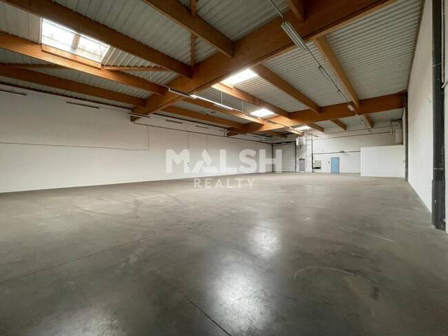 MALSH Realty & Property - Local d'activités - Lyon Nord Est (Rhône Amont) - Décines-Charpieu - 1