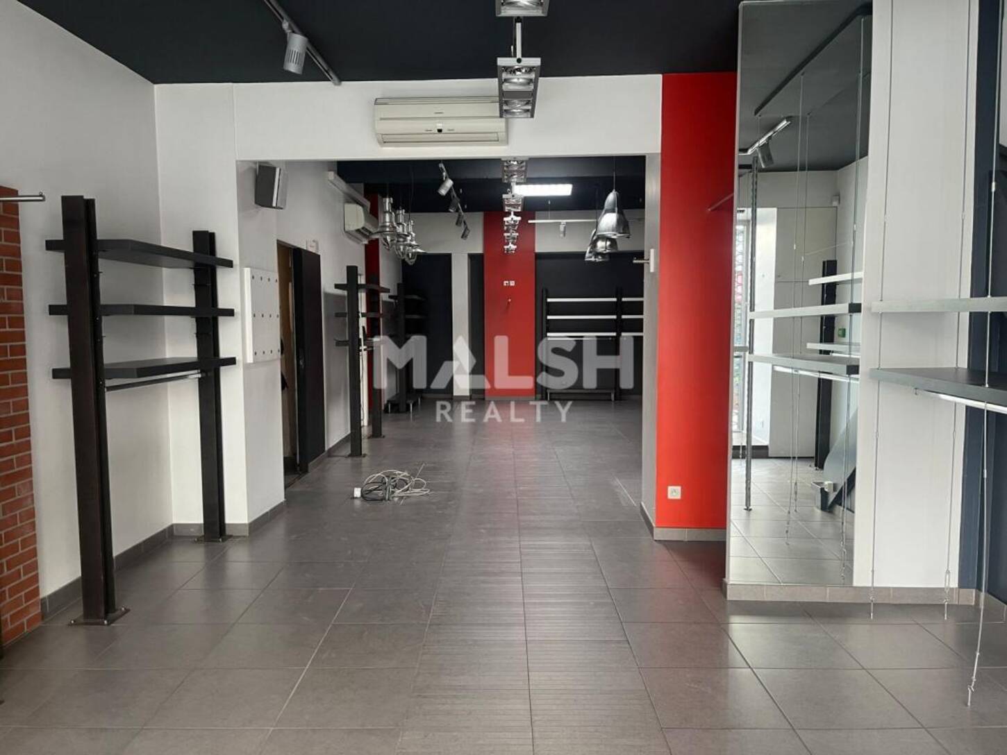 MALSH Realty & Property - Local commercial - Val de Saône - Neuville-sur-Saône - 2