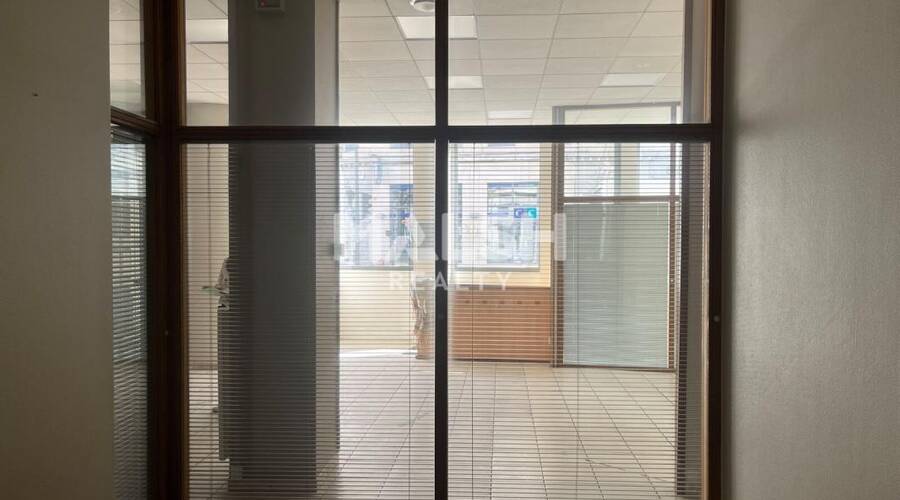 MALSH Realty & Property - Local commercial - Lyon 6° - Lyon 6 - 9