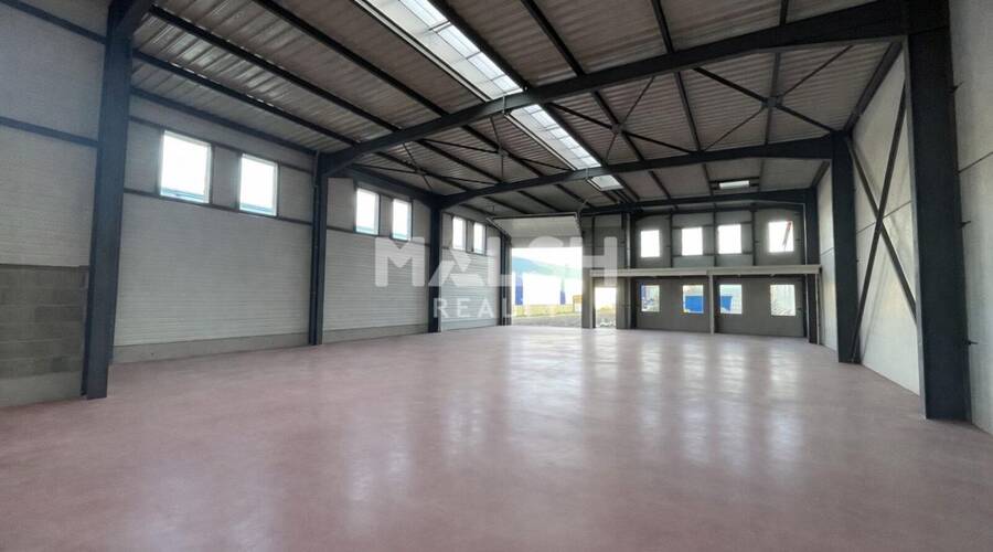 MALSH Realty & Property - Local d'activités - Lyon Sud Ouest - Pierre-Bénite - 1