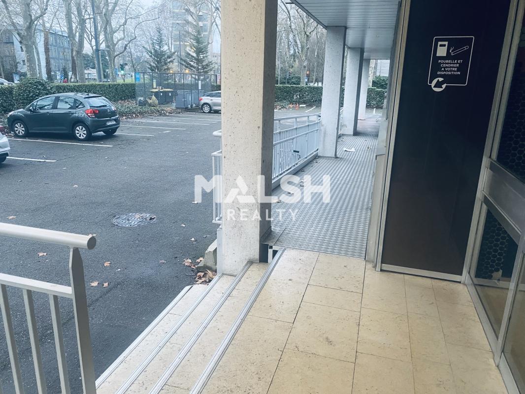 MALSH Realty & Property - Bureau - Carré de Soie / Grand Clément / Bel Air - Villeurbanne - 13