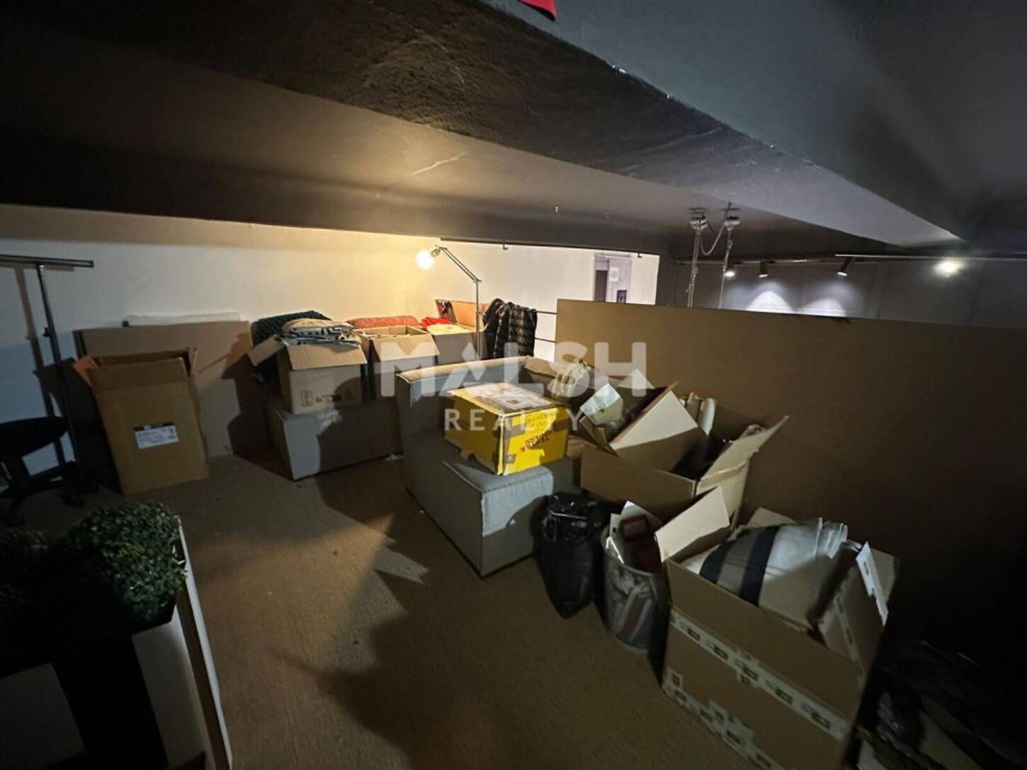 MALSH Realty & Property - Local commercial - Lyon 2° / Presqu'île - Lyon 2 - 2