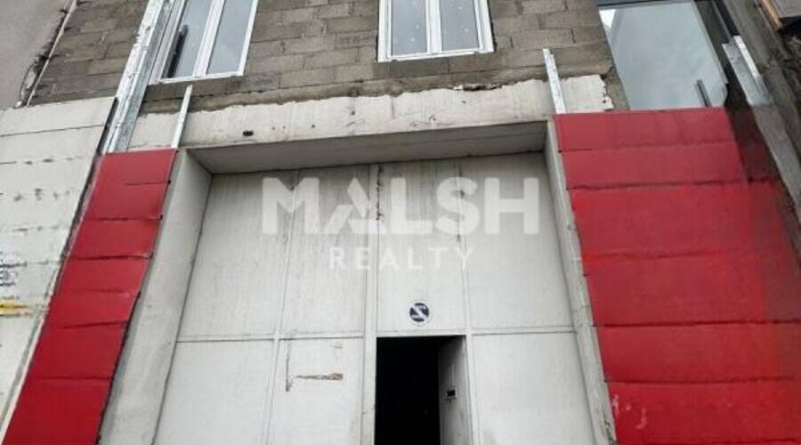 MALSH Realty & Property - Local commercial - Carré de Soie / Grand Clément / Bel Air - Villeurbanne - 2