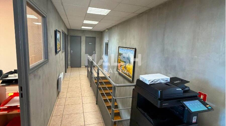 MALSH Realty & Property - Local d'activités - Nord Isère (Isle d'Abeau / St Quentin Falavier) - Saint-Quentin-Fallavier - 5
