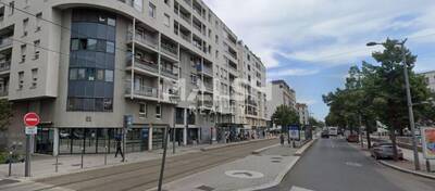 MALSH Realty & Property - Local commercial - Lyon 7° / Gerland - Lyon 7 - 2