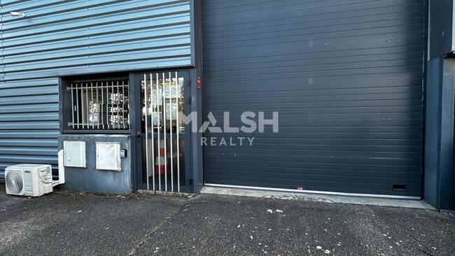 MALSH Realty & Property - Local d'activités - Lyon Nord Est (Rhône Amont) - Décines-Charpieu - 1