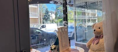 MALSH Realty & Property - Local commercial - Lyon 5° - Lyon 5 - 5