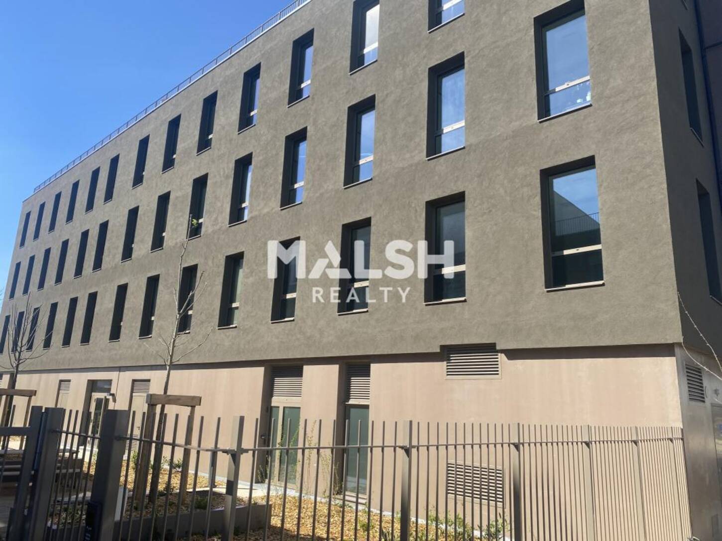 MALSH Realty & Property - Bureau - Lyon Nord Est (Rhône Amont) - Décines-Charpieu - 2