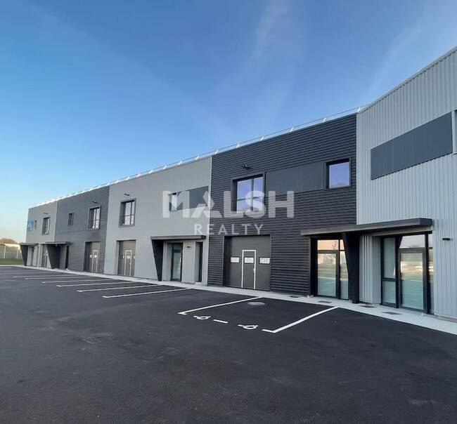 MALSH Realty & Property - Local d'activités - Nord Isère (Isle d'Abeau / St Quentin Falavier) - Saint-Quentin-Fallavier - 1
