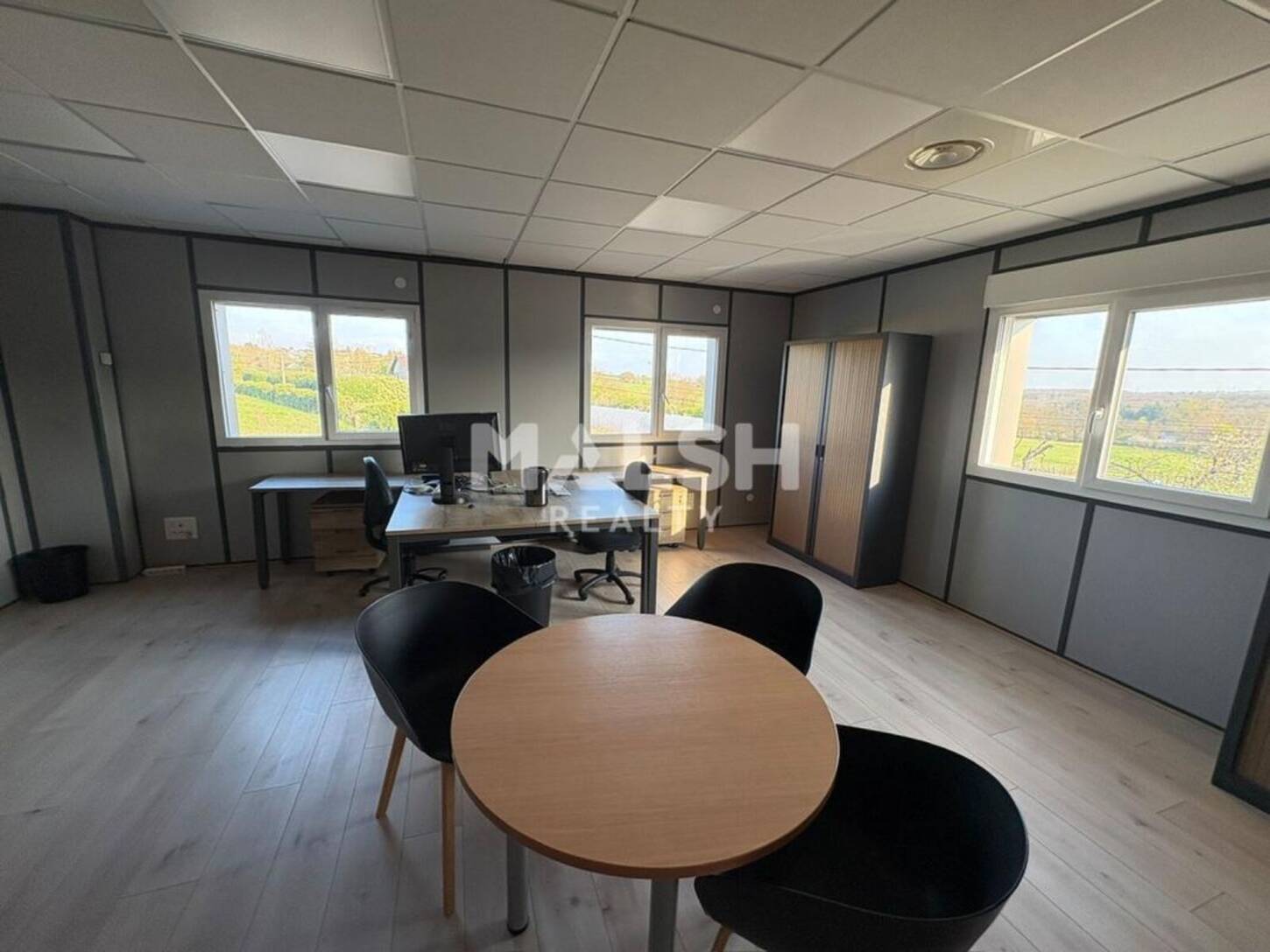 MALSH Realty & Property - Bureau - Extérieurs OUEST (Tarare / Arbresle) - Lentilly - 2