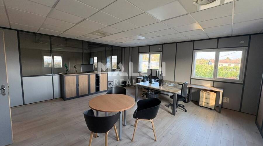 MALSH Realty & Property - Bureau - Extérieurs OUEST (Tarare / Arbresle) - Lentilly - 3