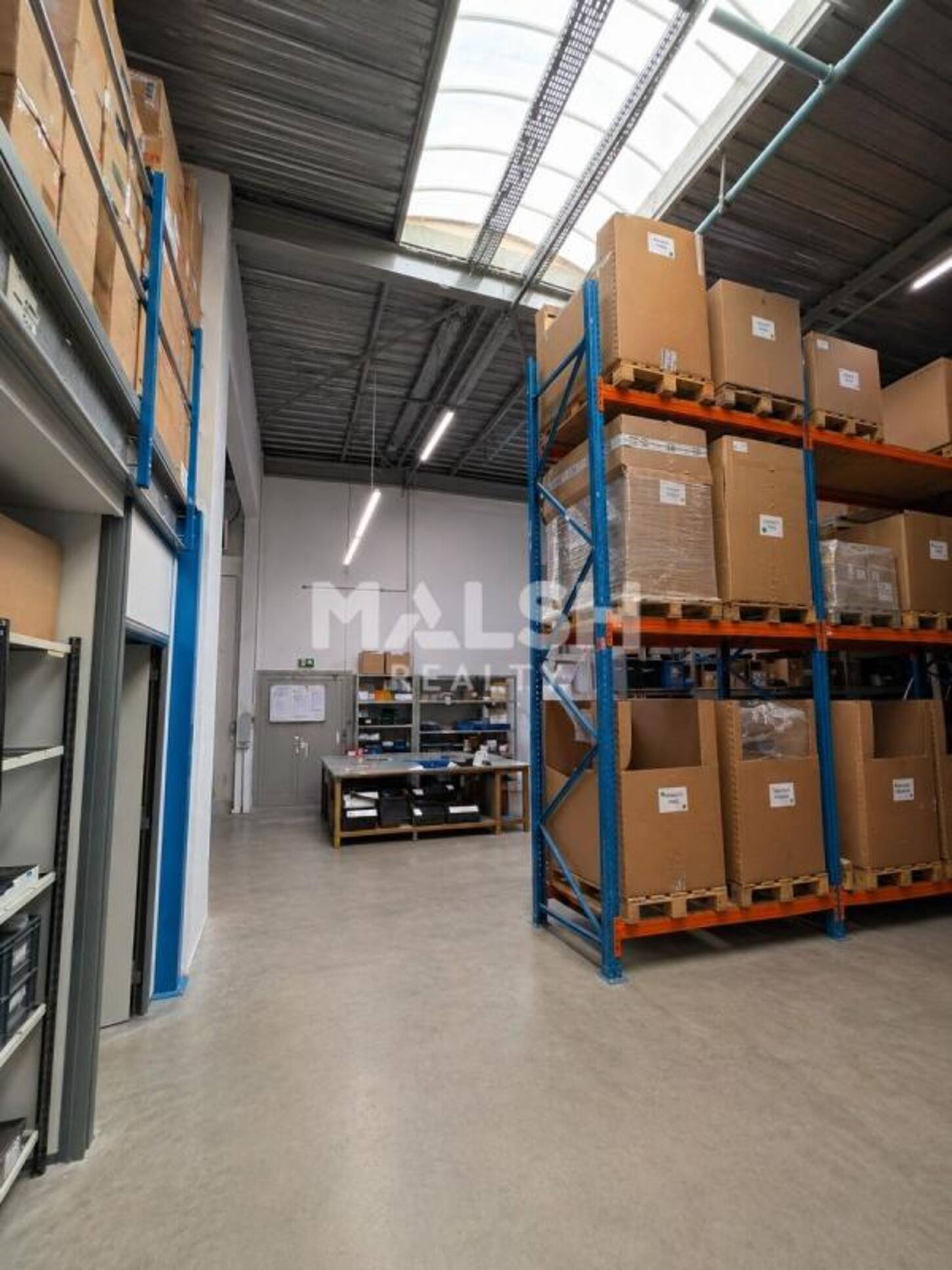 MALSH Realty & Property - Local d'activités - Lyon Nord Est (Rhône Amont) - Décines-Charpieu - 2