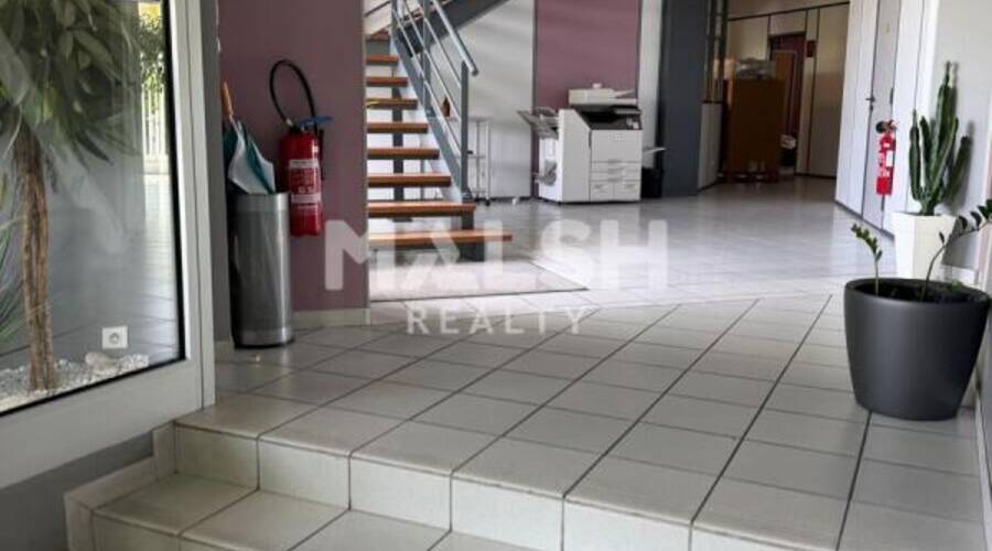 MALSH Realty & Property - Local d'activités - Lyon Nord Est (Rhône Amont) - Décines-Charpieu - 6