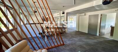 MALSH Realty & Property - Bureau - Lyon Nord Ouest (Techlid / Monts d'Or) - Écully - 4