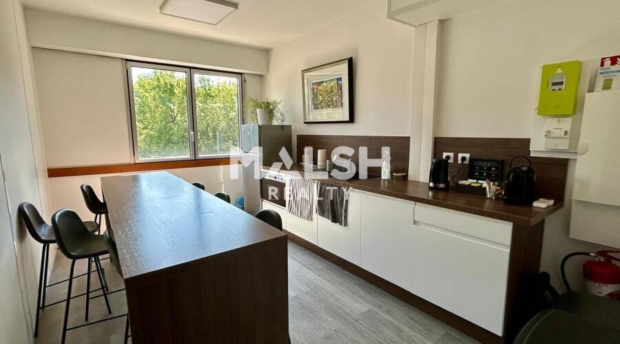 MALSH Realty & Property - Bureau - Lyon Nord Ouest (Techlid / Monts d'Or) - Écully - 16
