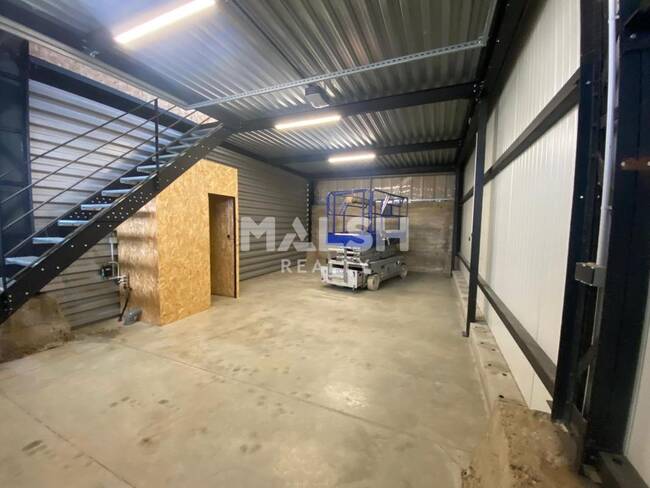 MALSH Realty & Property - Local d'activités - Extérieurs NORD (Villefranche / Belleville) - Civrieux - 1