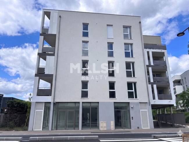 MALSH Realty & Property - Local commercial - Lyon Sud Ouest - Pierre-Bénite - 1