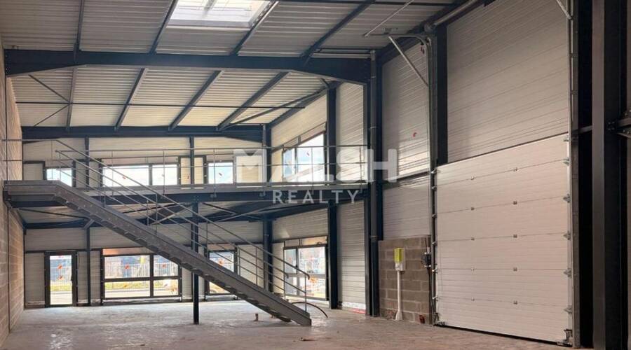 MALSH Realty & Property - Local d'activités - Lyon Nord Est (Rhône Amont) - Décines-Charpieu - 2