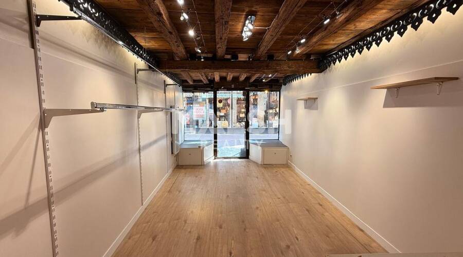 MALSH Realty & Property - Local commercial - Saint-Etienne Métropole - Saint-Étienne - 1
