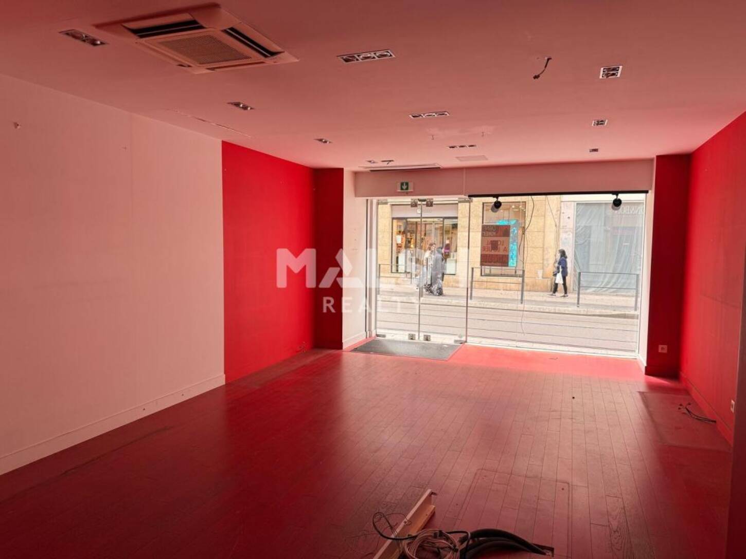 MALSH Realty & Property - Local commercial - Saint-Etienne Métropole - Saint-Étienne - 2