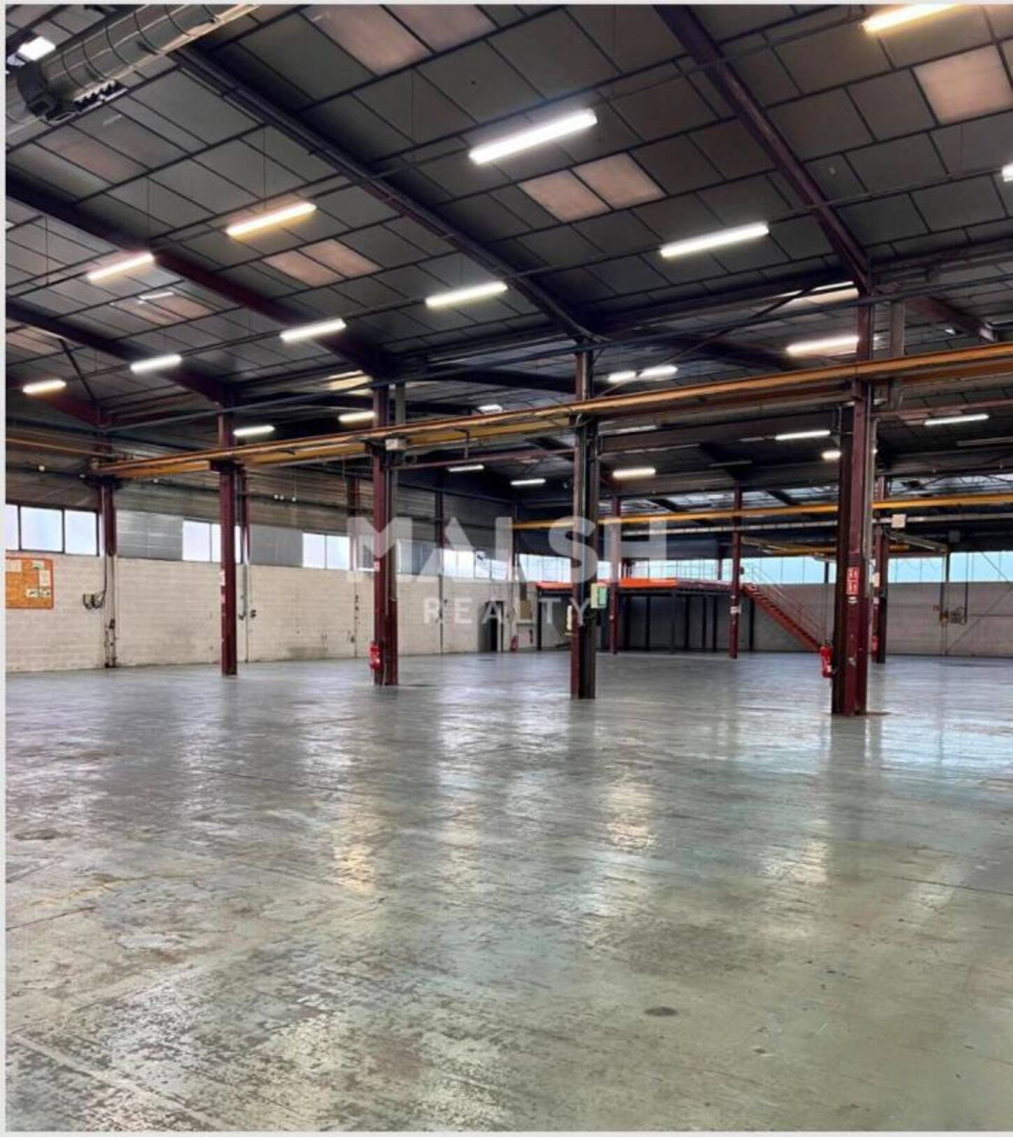 MALSH Realty & Property - Local d'activités - Carré de Soie / Grand Clément / Bel Air - Vaulx-en-Velin - 2