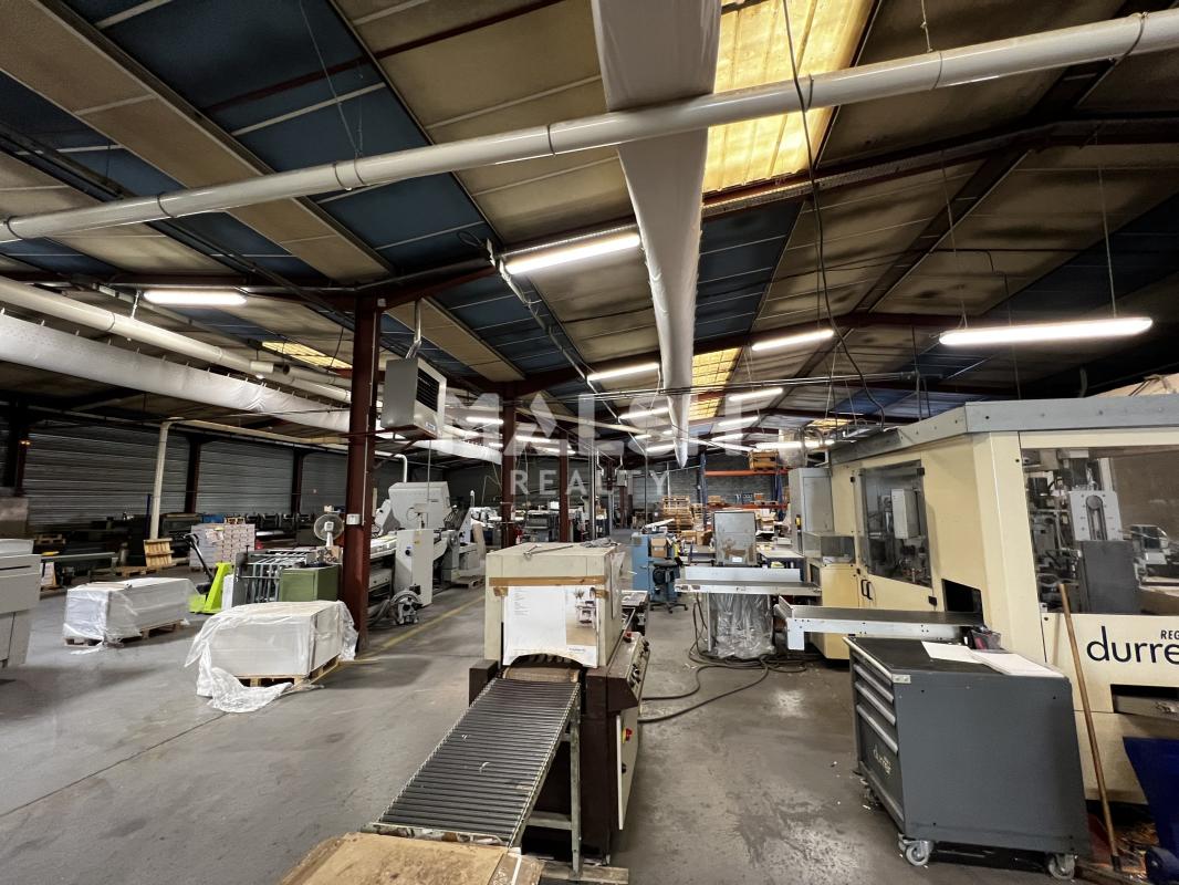 MALSH Realty & Property - Local d'activités - Lyon EST (St Priest /Mi Plaine/ A43 / Eurexpo) - Bron - 3