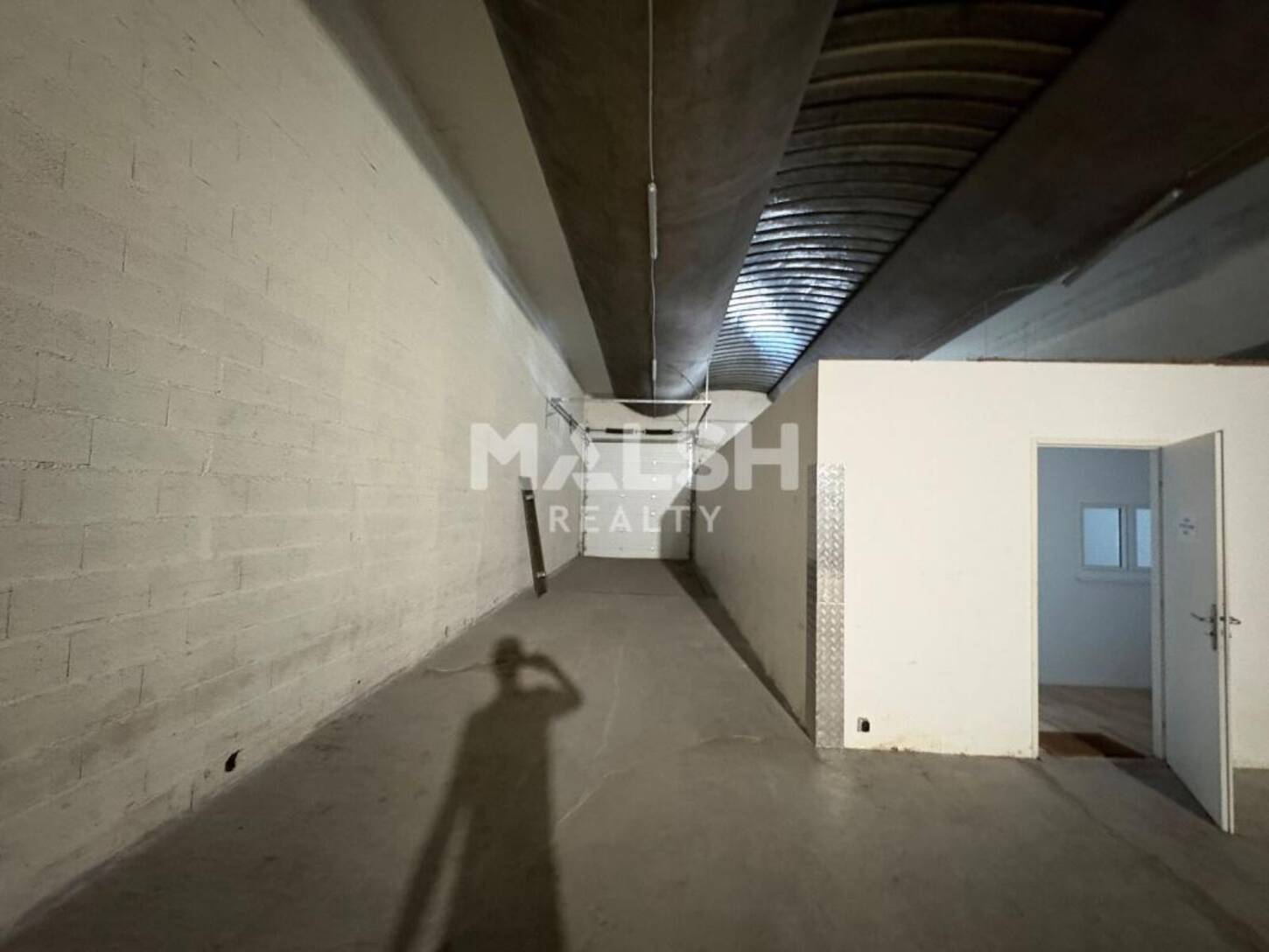 MALSH Realty & Property - Local d'activités - Lyon EST (St Priest /Mi Plaine/ A43 / Eurexpo) - Saint-Priest - 2