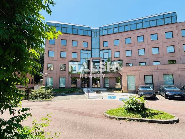 MALSH Realty & Property - Bureau - Lyon Nord Ouest (Techlid / Monts d'Or) - Écully - 1