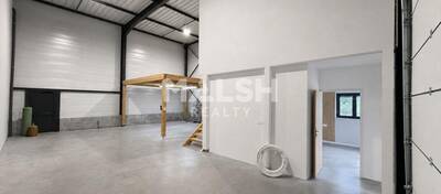 MALSH Realty & Property - Local d'activités - Nord Isère (Isle d'Abeau / St Quentin Falavier) - Saint-Alban-de-Roche - 1