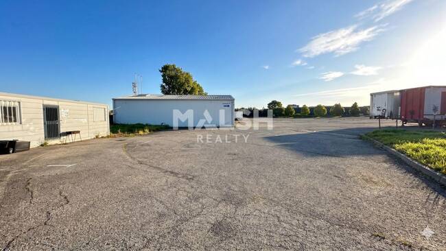 MALSH Realty & Property - Terrain - Lyon EST (St Priest /Mi Plaine/ A43 / Eurexpo) - Saint-Priest - 1