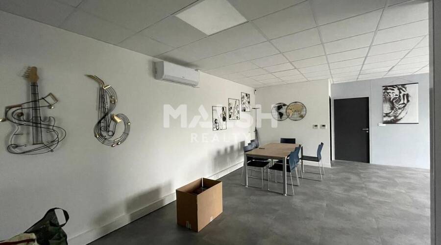 MALSH Realty & Property - Local d'activités - Extérieurs NORD (Villefranche / Belleville) - Saint-André-de-Corcy - 5