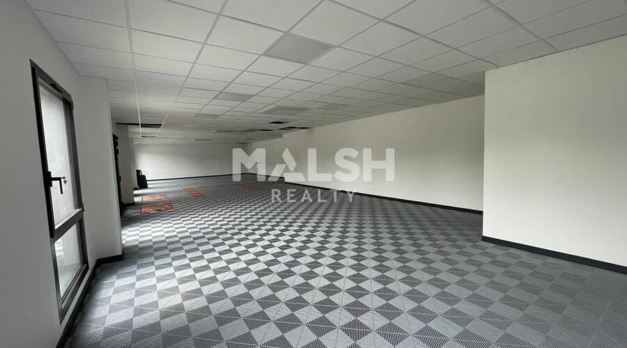 MALSH Realty & Property - Local d'activités - Extérieurs NORD (Villefranche / Belleville) - Saint-André-de-Corcy - 8