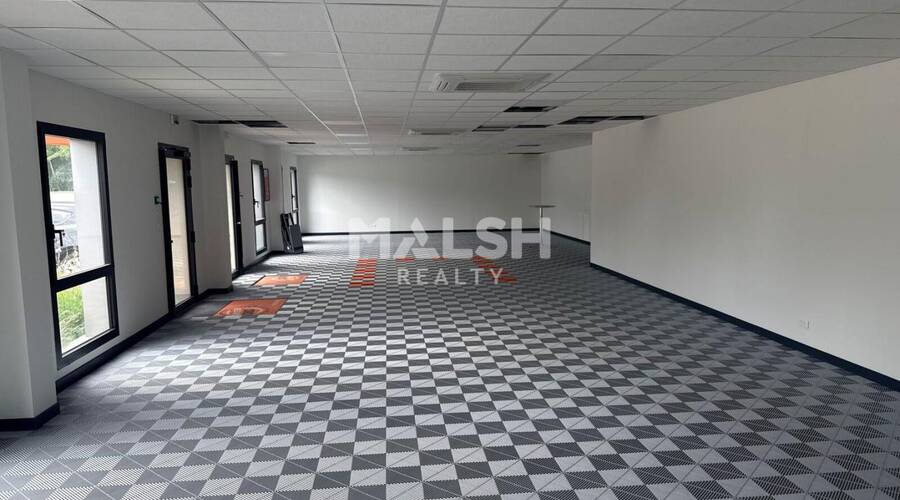 MALSH Realty & Property - Local d'activités - Extérieurs NORD (Villefranche / Belleville) - Saint-André-de-Corcy - 22