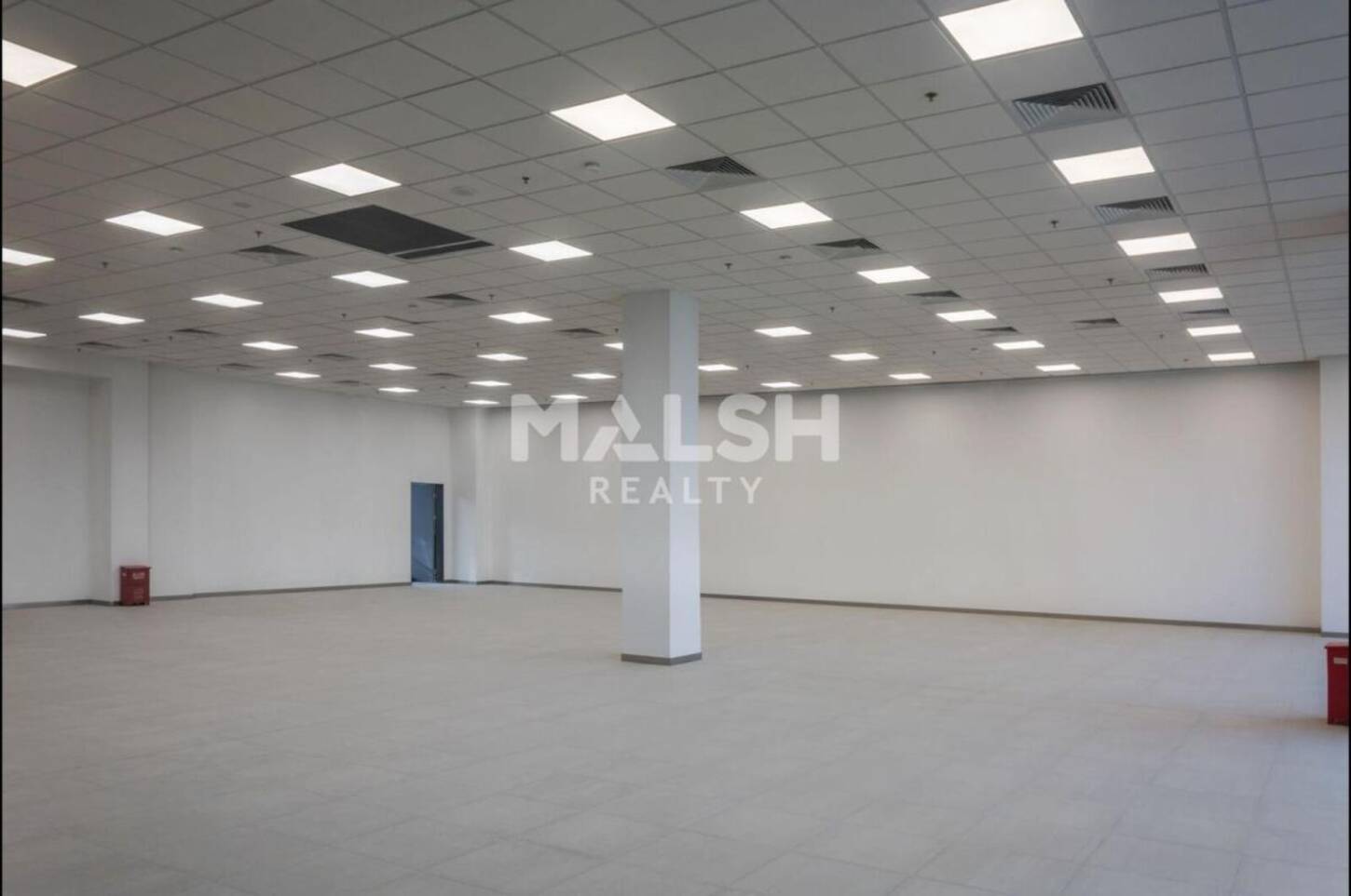 MALSH Realty & Property - Local commercial - Carré de Soie / Grand Clément / Bel Air - Villeurbanne - 2