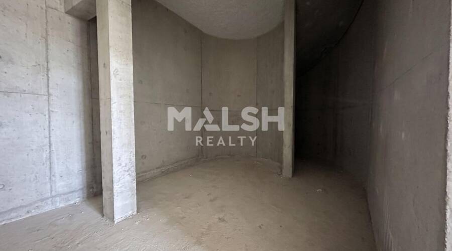 MALSH Realty & Property - Local commercial - Carré de Soie / Grand Clément / Bel Air - Villeurbanne - 2