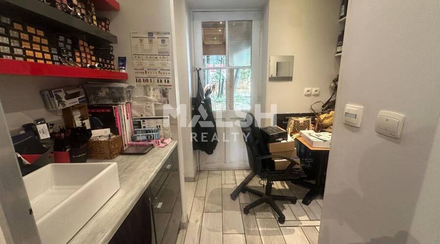 MALSH Realty & Property - Local commercial - Lyon 8°/ Hôpitaux - Lyon 8 - 2