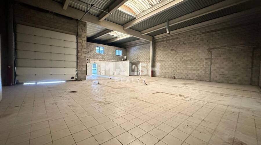 MALSH Realty & Property - Local d'activités - Lyon Sud Est - Vénissieux - 4