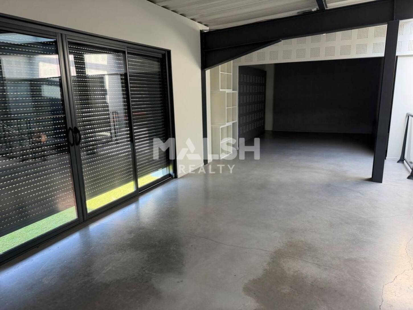 MALSH Realty & Property - Local d'activités - Nord Isère (Isle d'Abeau / St Quentin Falavier) - Cessieu - 2